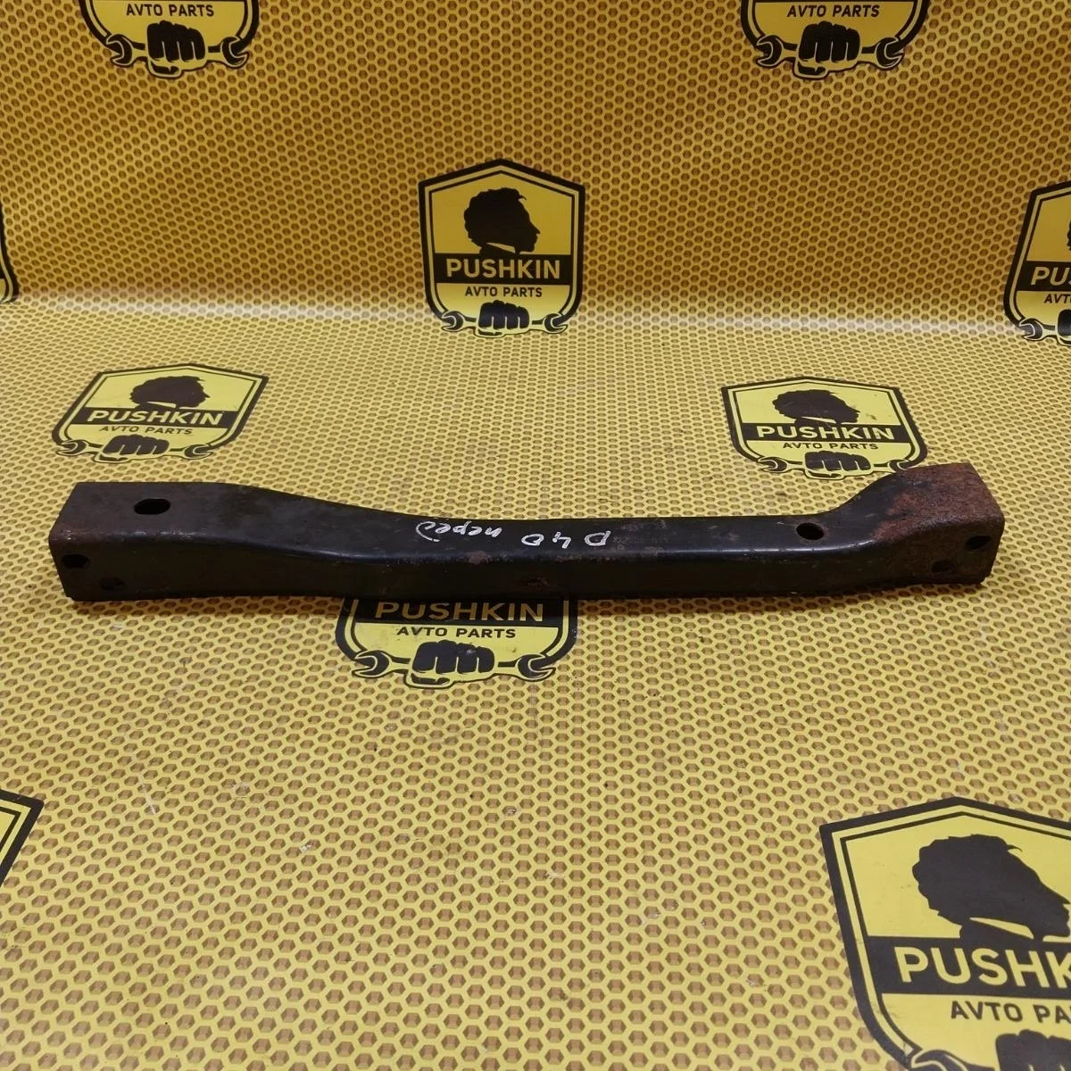 Балка поперечная Nissan Navara 2009 50130EA400 D40M YD25, передняя