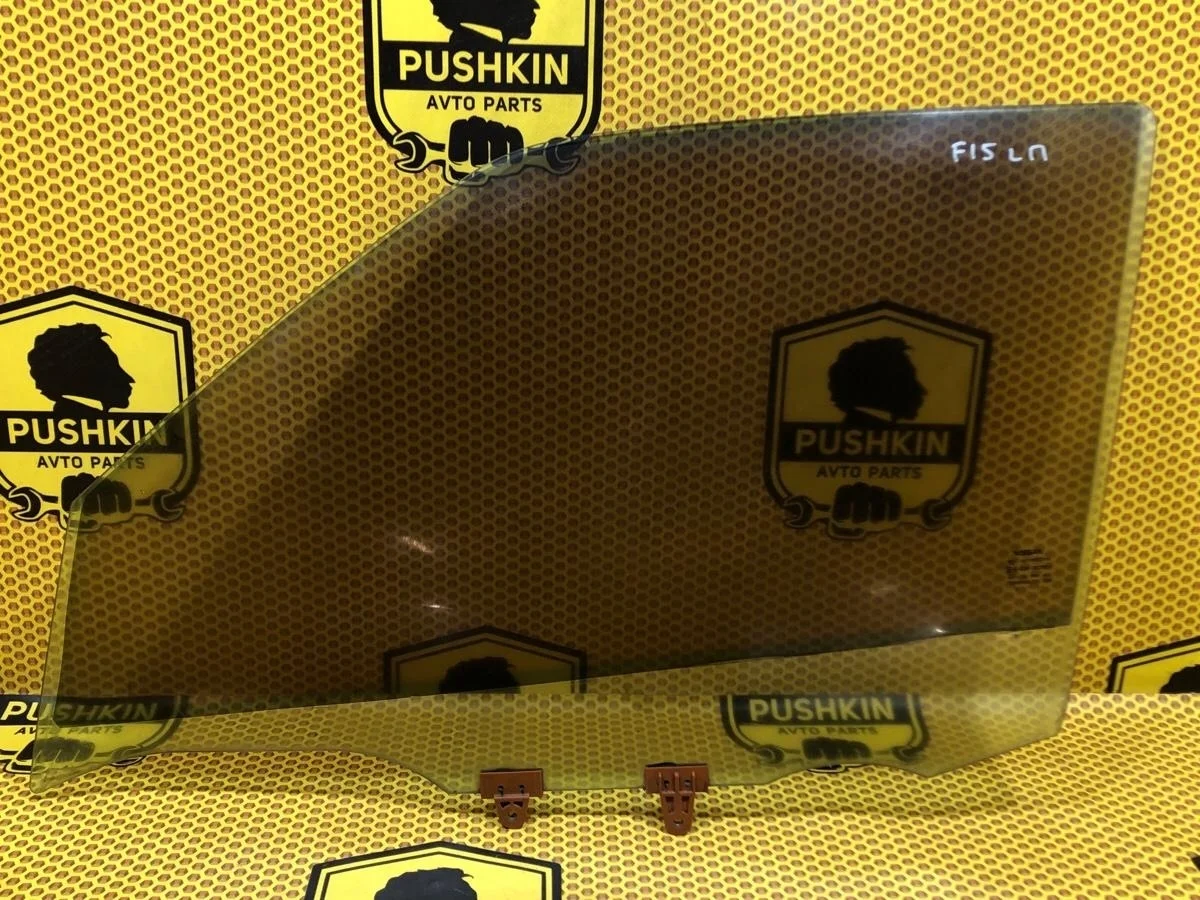 Стекло двери Nissan Juke 2013 803011KK0A F15 HR16DE, переднее левое