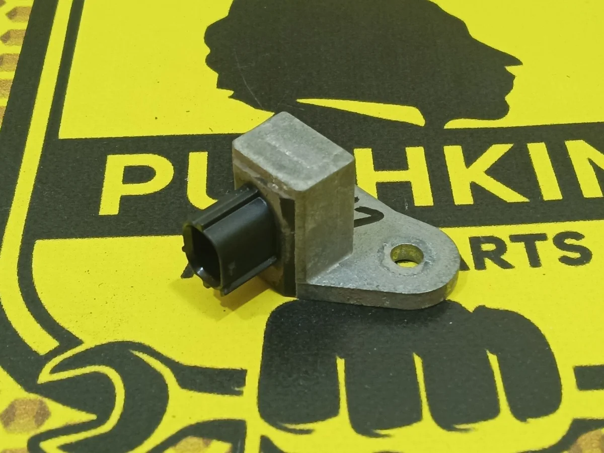 Датчик удара AIRBAG SRS Nissan Qashqai 2008 K8830EG000 J10E K9K, левый