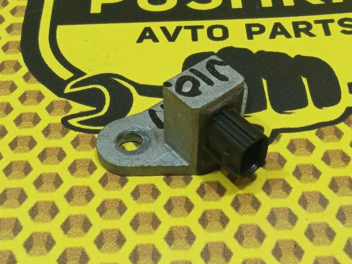 Датчик удара AIRBAG SRS Nissan Qashqai 2008 K8830EG000 J10E K9K, правый