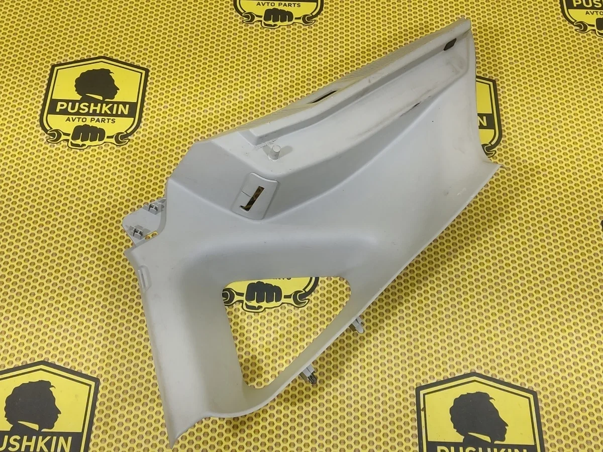 Обшивка стойки задней верхняя Nissan Qashqai 2008 76935JD000 J10E K9K, левая