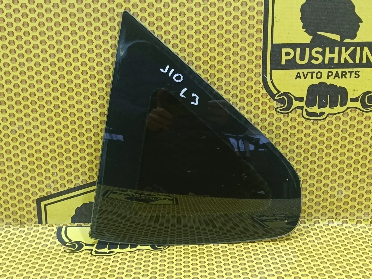 Стекло кузовное Nissan Qashqai 2008 83313JD00A J10E K9K, заднее левое