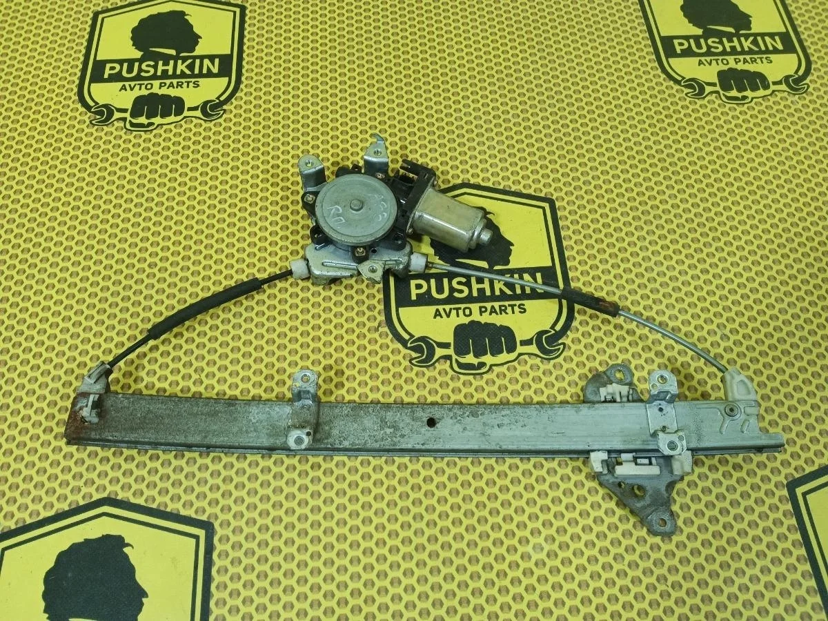 Стеклоподъемник Nissan Maxima 2003 807202Y900 A33 VQ20DE, передний правый