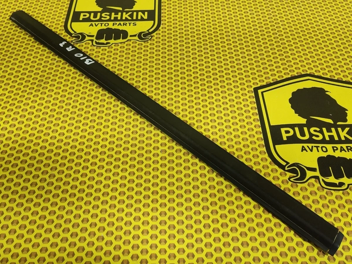 Бархотка внешняя Nissan Almera Classic 2006 8282095F0A B10 QG16DE, задняя правая