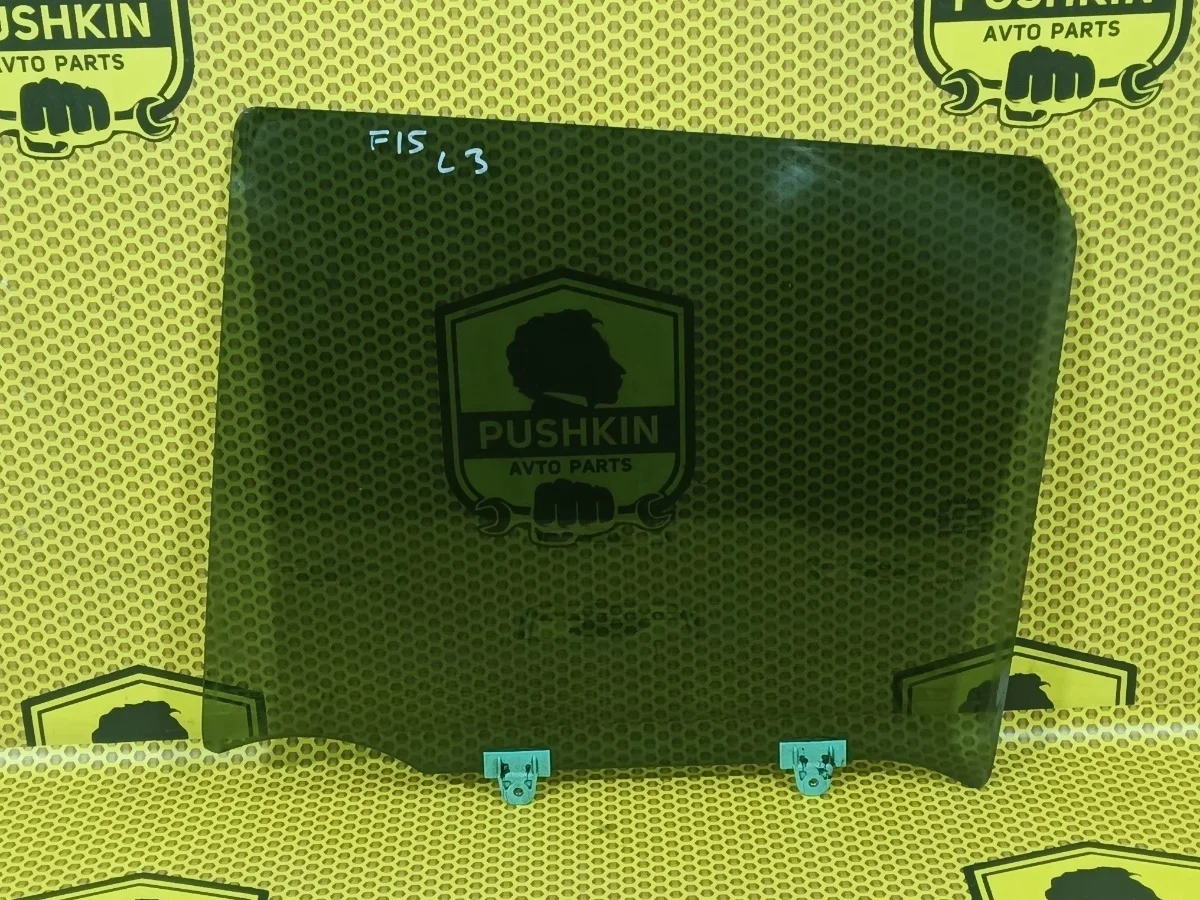 Стекло двери Nissan Juke 2012 823011KK0A F15 MR16DDT, заднее левое