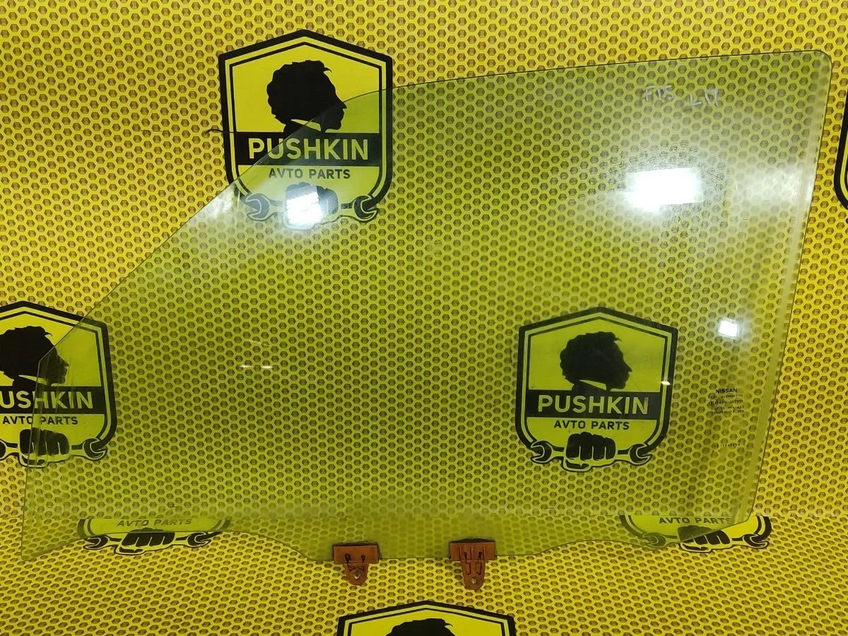 Стекло двери Nissan Juke 2012 803011KK0A F15 MR16DDT, переднее левое