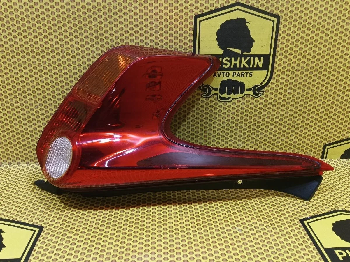 Фонарь в крыло Nissan Juke 2012 265551KA0A F15 MR16DDT, задний левый