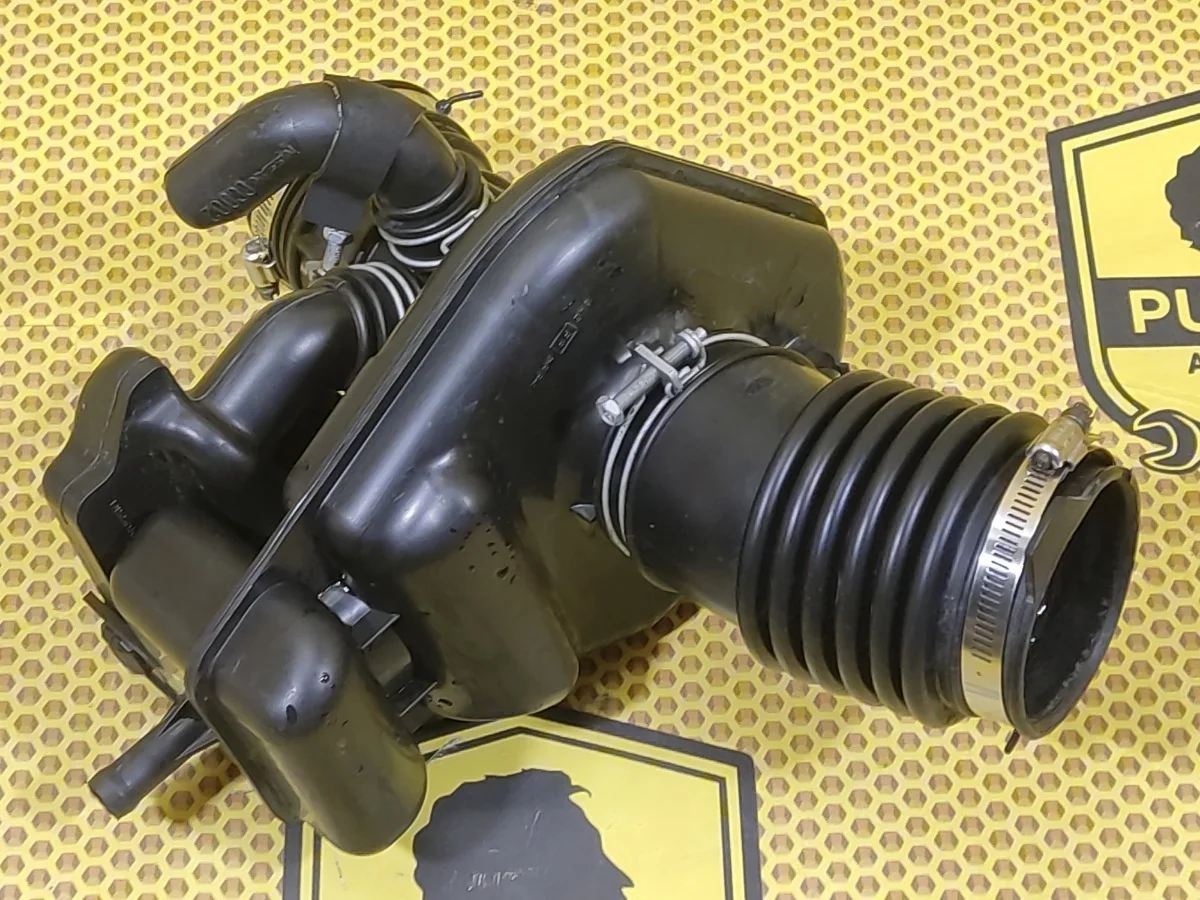 Патрубок воздушного фильтра гофра Nissan Murano 2006 16576CA000 Z50 VQ35DE