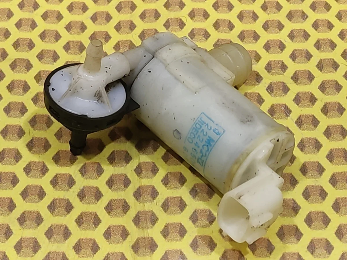 Насос омывателя лобового стекла Nissan Murano 2006 28920CA000 Z50 VQ35DE