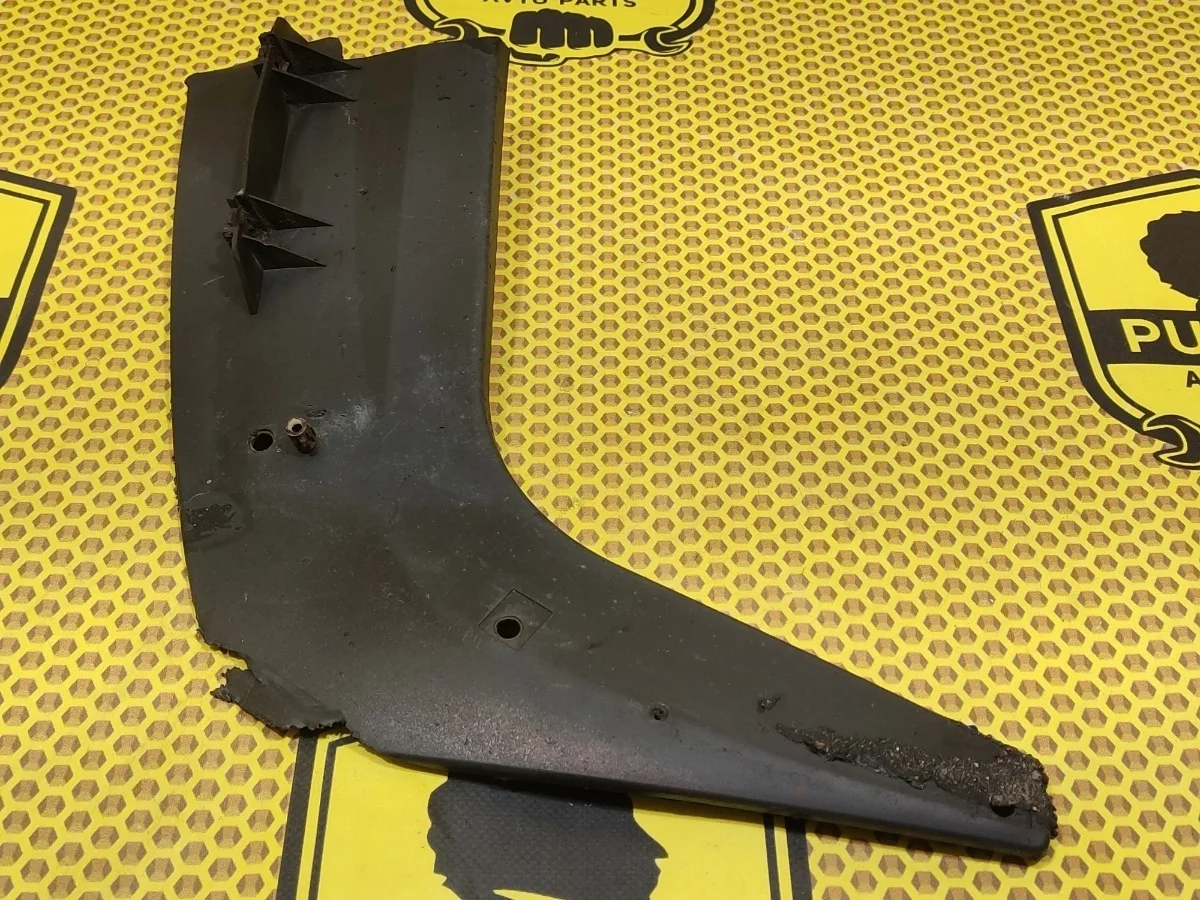 Брызговик бампера Nissan Murano 2006 62257CA000 Z50 VQ35DE, передний левый