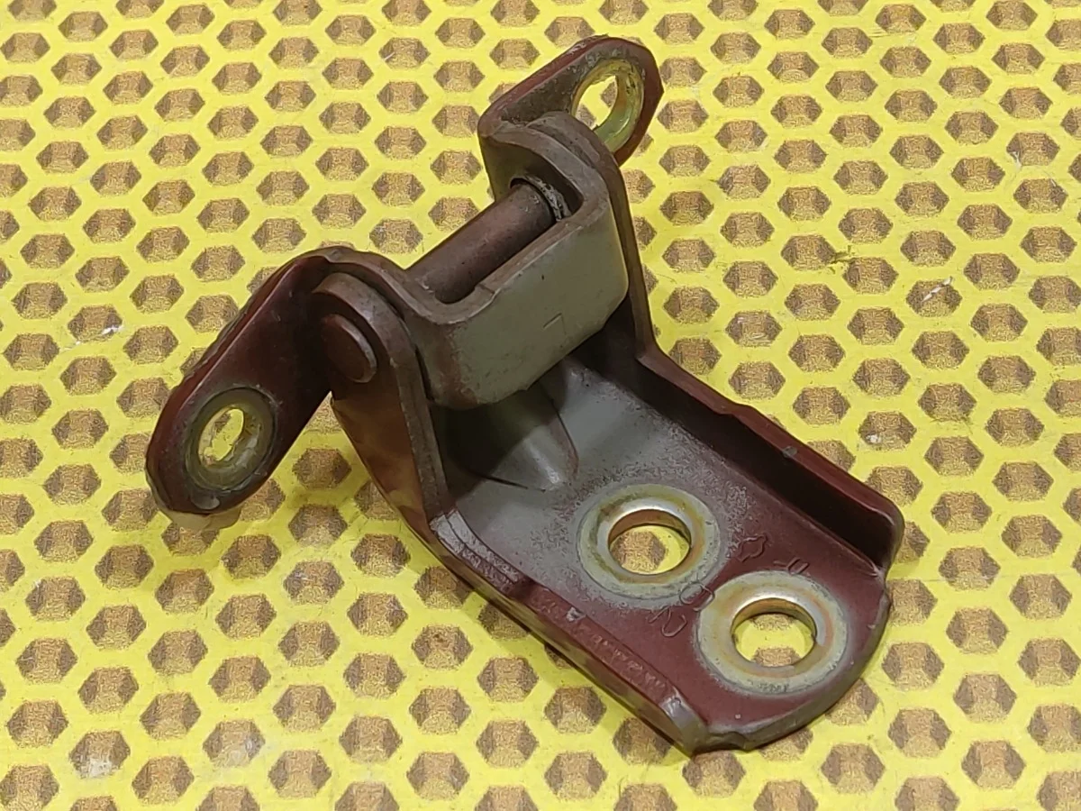 Петля двери передняя верхняя Nissan Murano 2006 824204P000 Z50 VQ35DE, левая