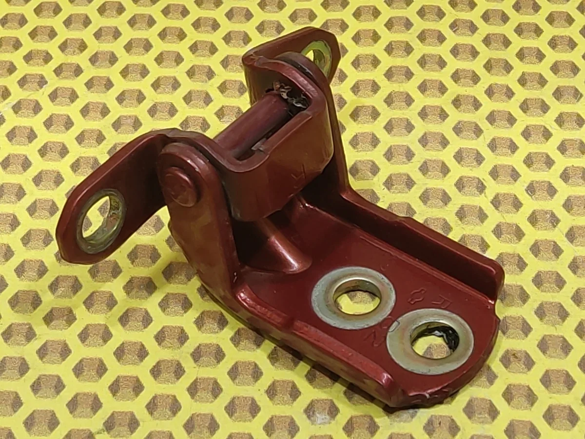 Петля двери задняя нижняя Nissan Murano 2006 824214P000 Z50 VQ35DE, левая