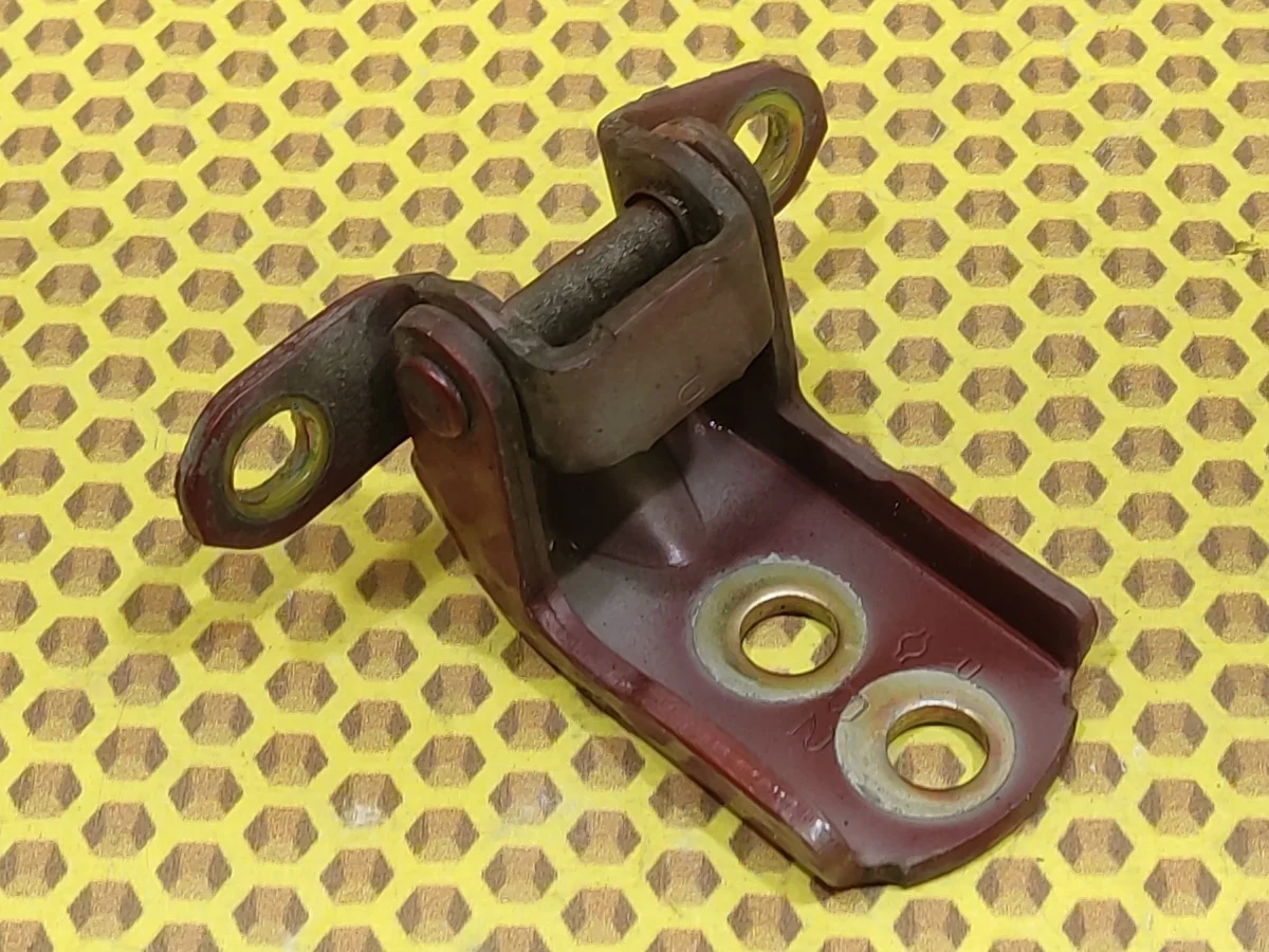 Петля двери передняя нижняя Nissan Murano 2006 824214P000 Z50 VQ35DE, левая