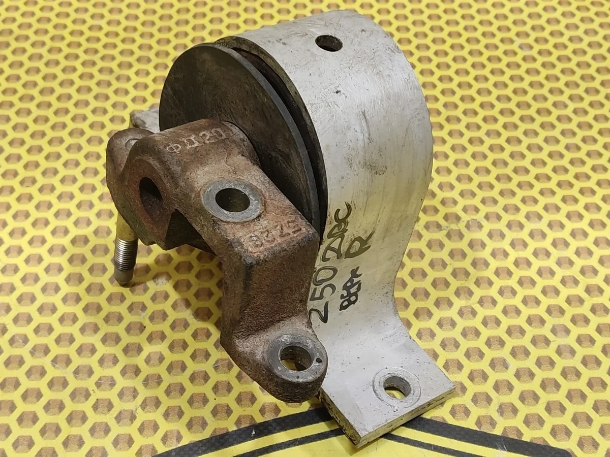 Опора двигателя Nissan Murano 2006 11210CA000 Z50 VQ35DE, правая