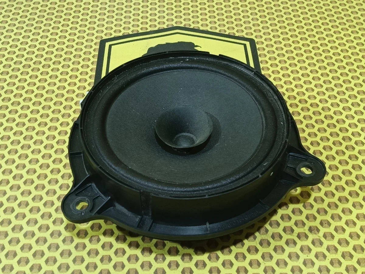 Динамик колонка Nissan Qashqai 2014 281563SG0A J11 HRA2DDT, передний правый
