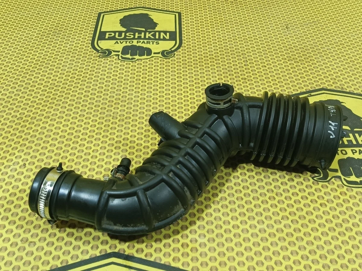 Патрубок воздушного фильтра гофра Nissan Qashqai 2014 165764ED0A J11 HRA2DDT