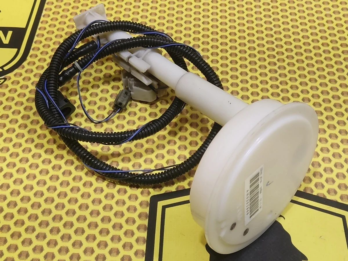 Датчик уровня топлива Nissan X-Trail 2013 25060JG70D T31 MR20DE