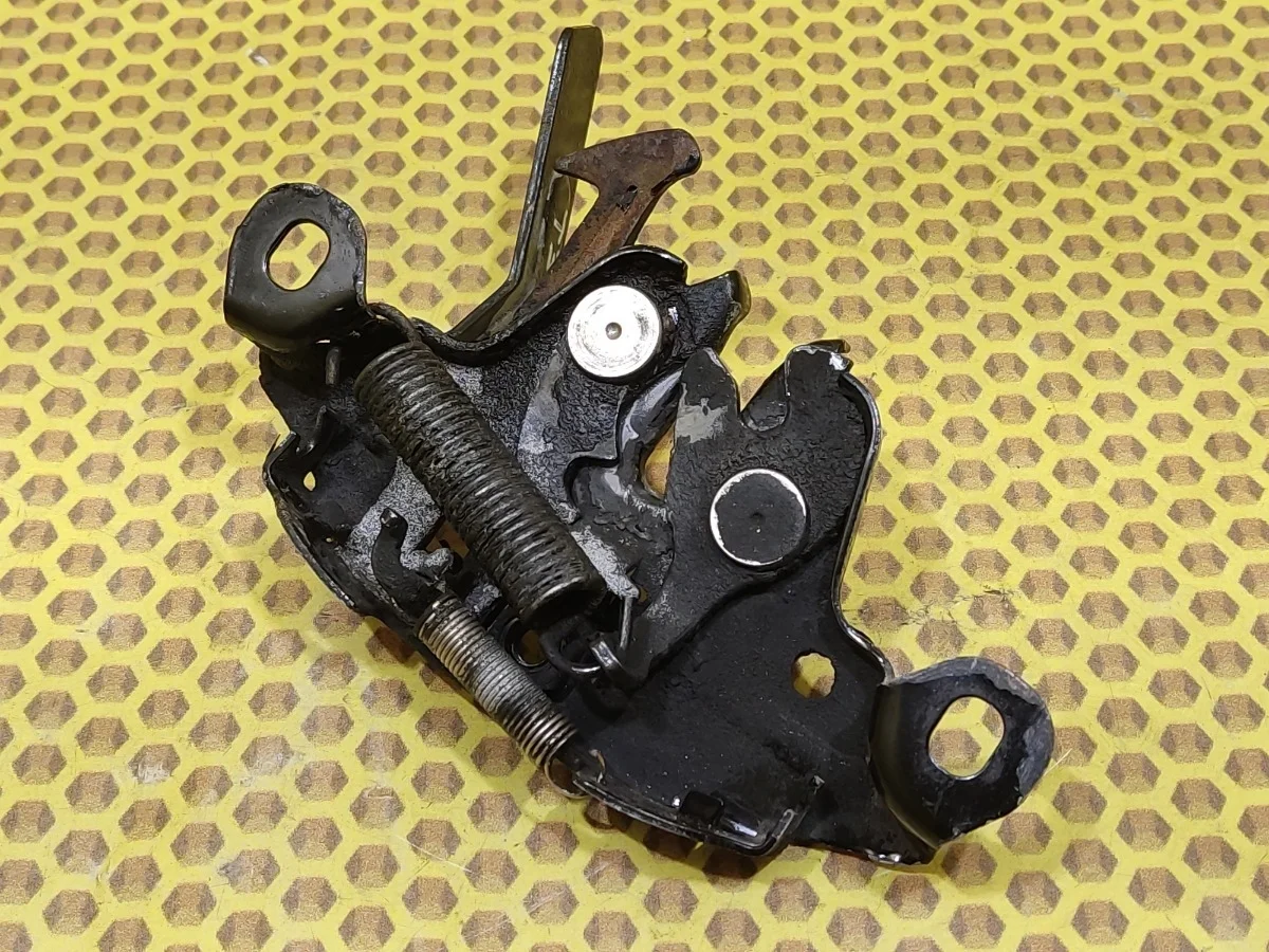 Замок капота Nissan X-TRAIL 2013 65601JG400 T31 MR20DE