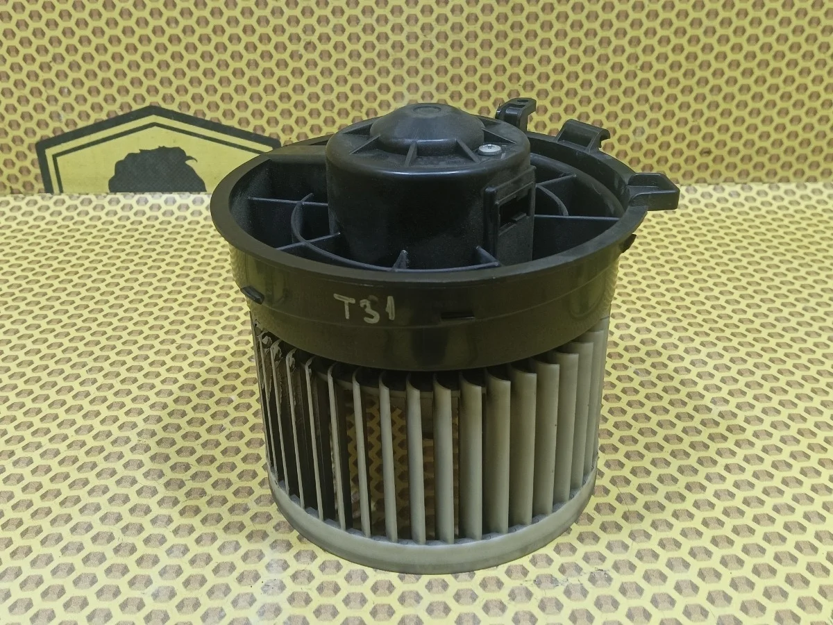 Мотор печки Nissan X-Trail 2013 27225EN00B T31 MR20DE