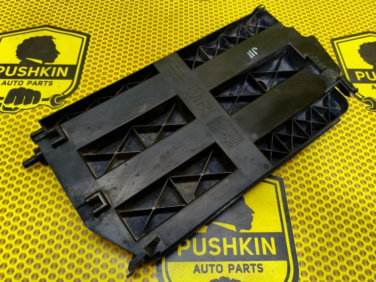 Дефлектор радиатора Nissan Qashqai 2018 214944EF0A J11 MR20DD