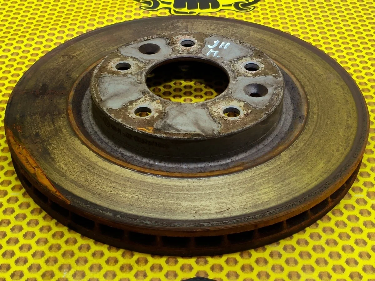 Диск тормозной Nissan Qashqai 2018 402064EA0A J11 MR20DD, передний правый