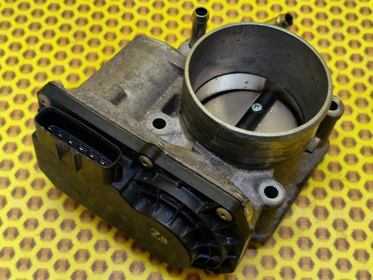 Дроссельная заслонка Nissan Qashqai 2018 161194BB1A J11 MR20DD