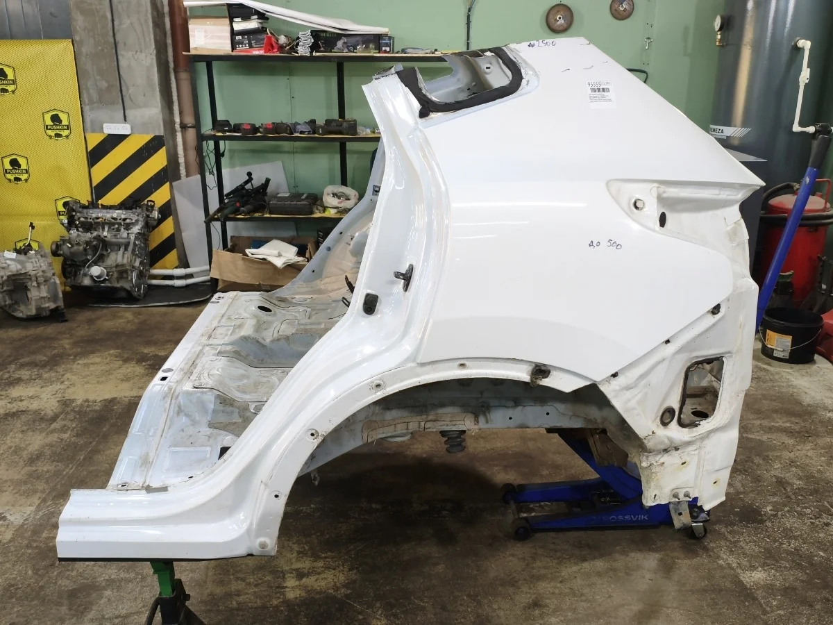 Часть кузова Nissan Qashqai 2018 G8113BM9MA J11 MR20DD, задний