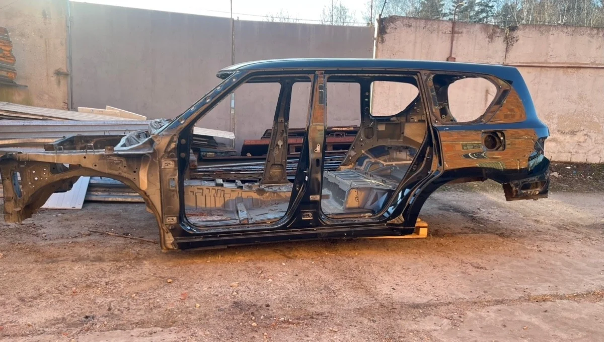 Кузов Nissan Patrol 2013 781001LB9A Y62 VQ56VD