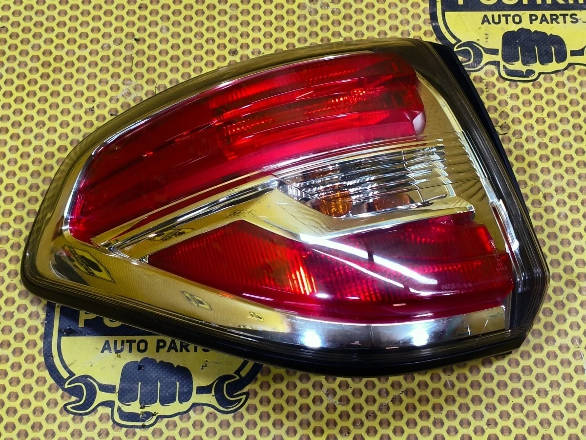 Фонарь в крыло Nissan Patrol 2013 265553ZD0A Y62 VQ56VD, левый