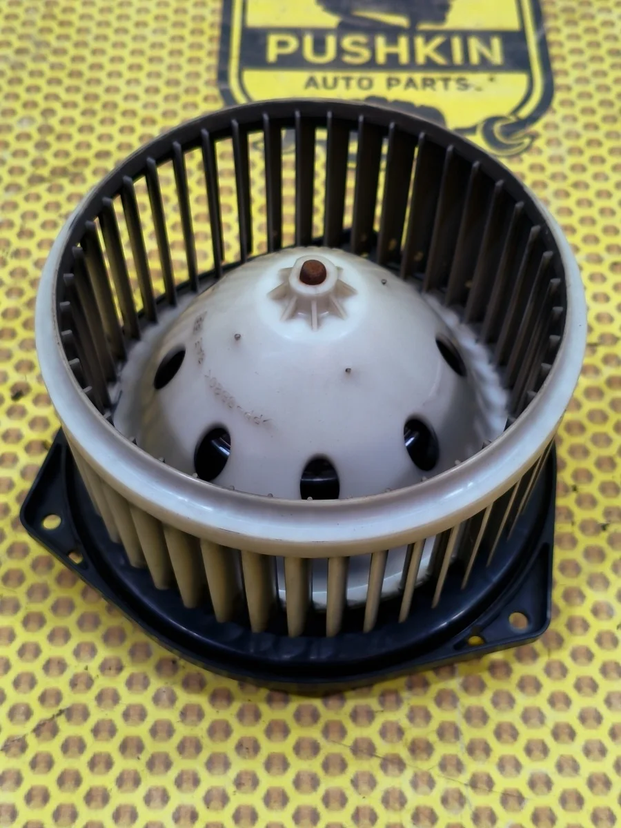 Мотор печки Nissan Patrol 2013 27220JK01A Y62 VQ56VD, передний