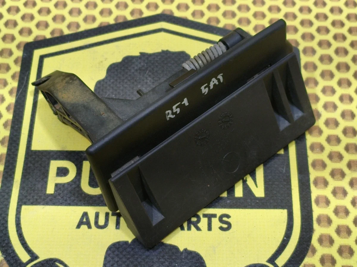 Ручка открывания багажника Nissan Pathfinder 2006 90606EA500 R51 VQ40DE