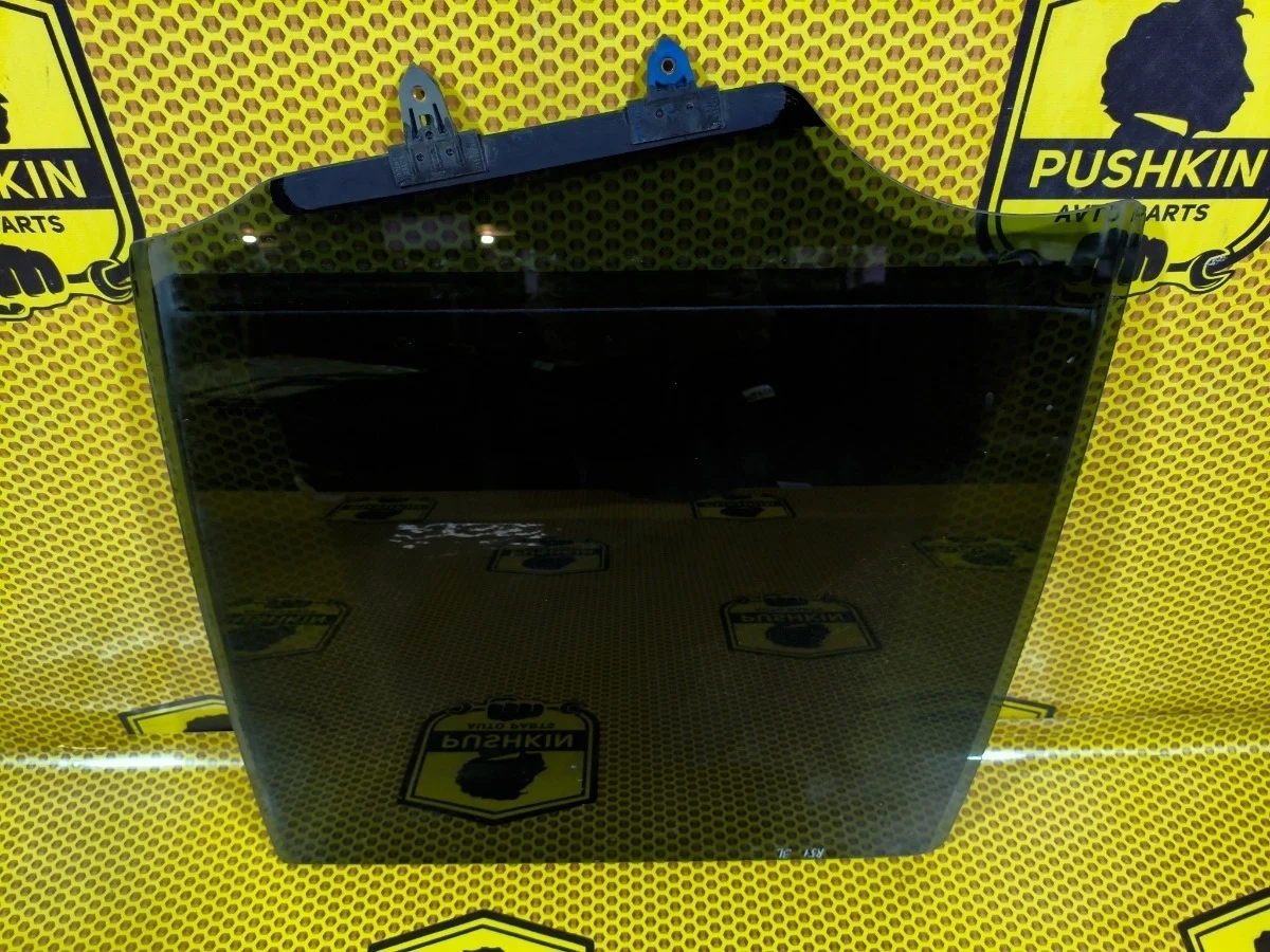 Стекло двери Nissan Pathfinder 2006 82301EB33A R51 VQ40DE, заднее левое