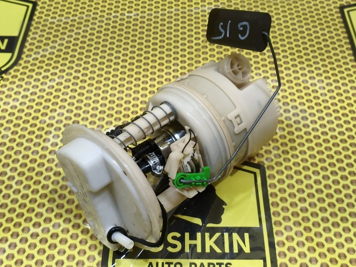 Насос топливный Nissan Almera 2015 1704200Q0G G15 K4M