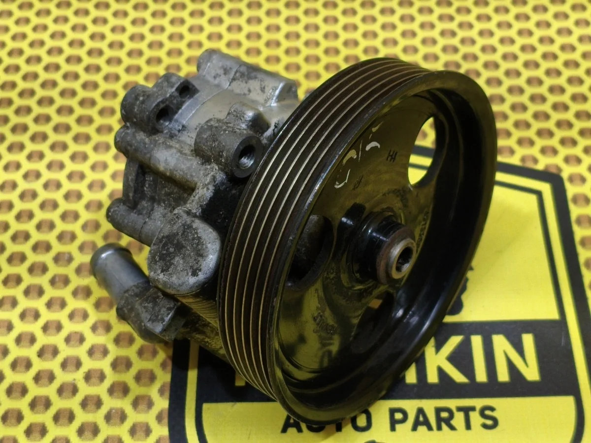 Насос ГУР Nissan Almera 2015 4911000Q4B G15 K4M