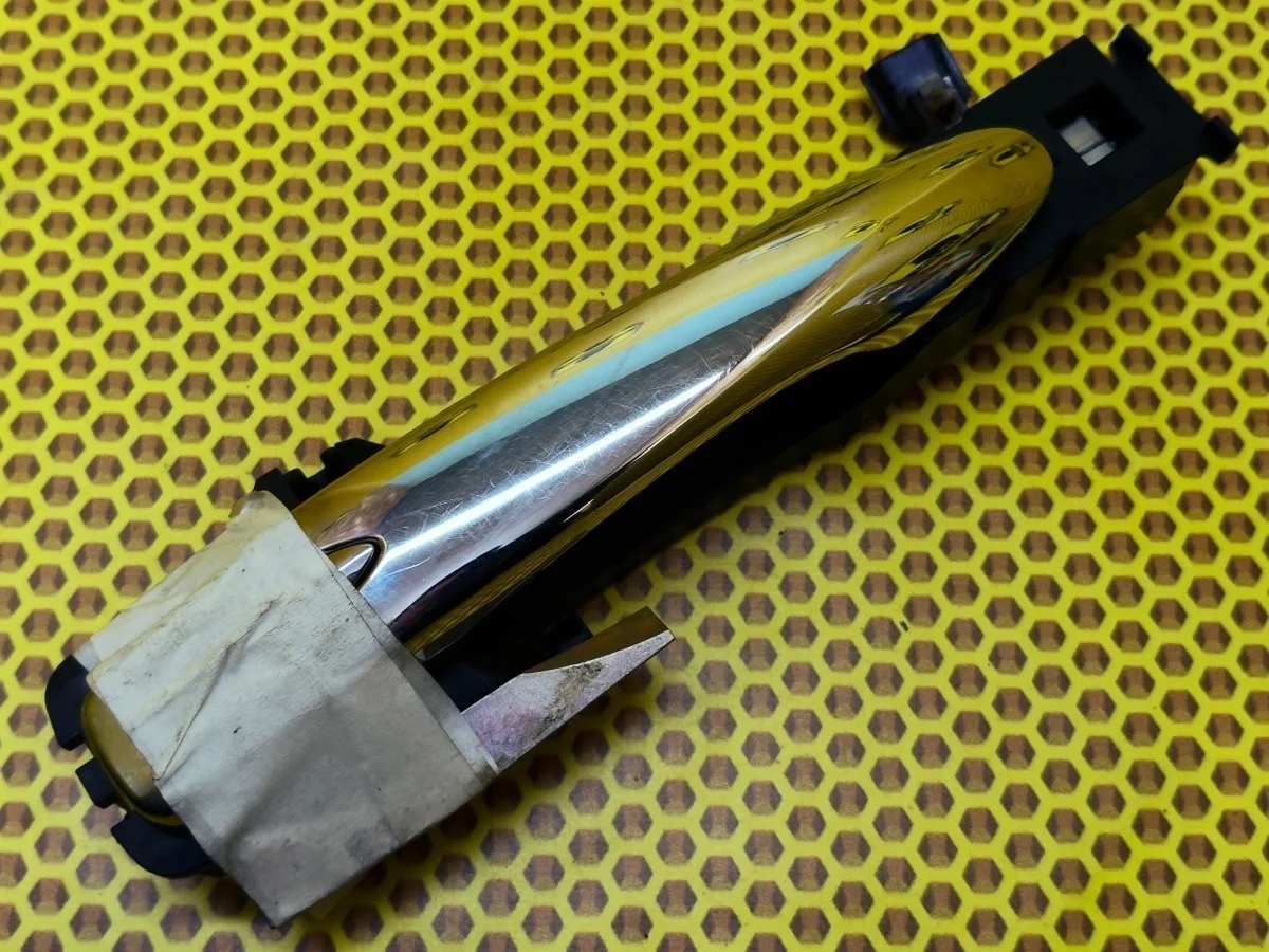 Ручка двери наружная Nissan X-Trail 2016 806404CM0B T32 MR20DD, передняя левая