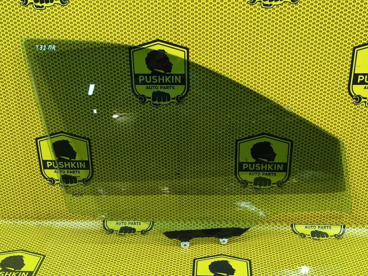 Стекло двери Nissan X-TRAIL 2016 803004CM0A T32 MR20DD, переднее правое