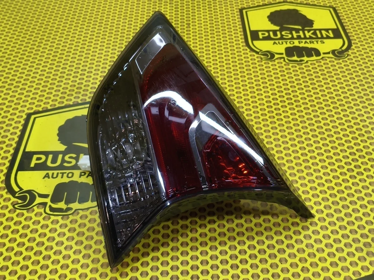 Фонарь крышки багажника Nissan X-TRAIL 2016 265504CA1B T32 MR20DD, правый