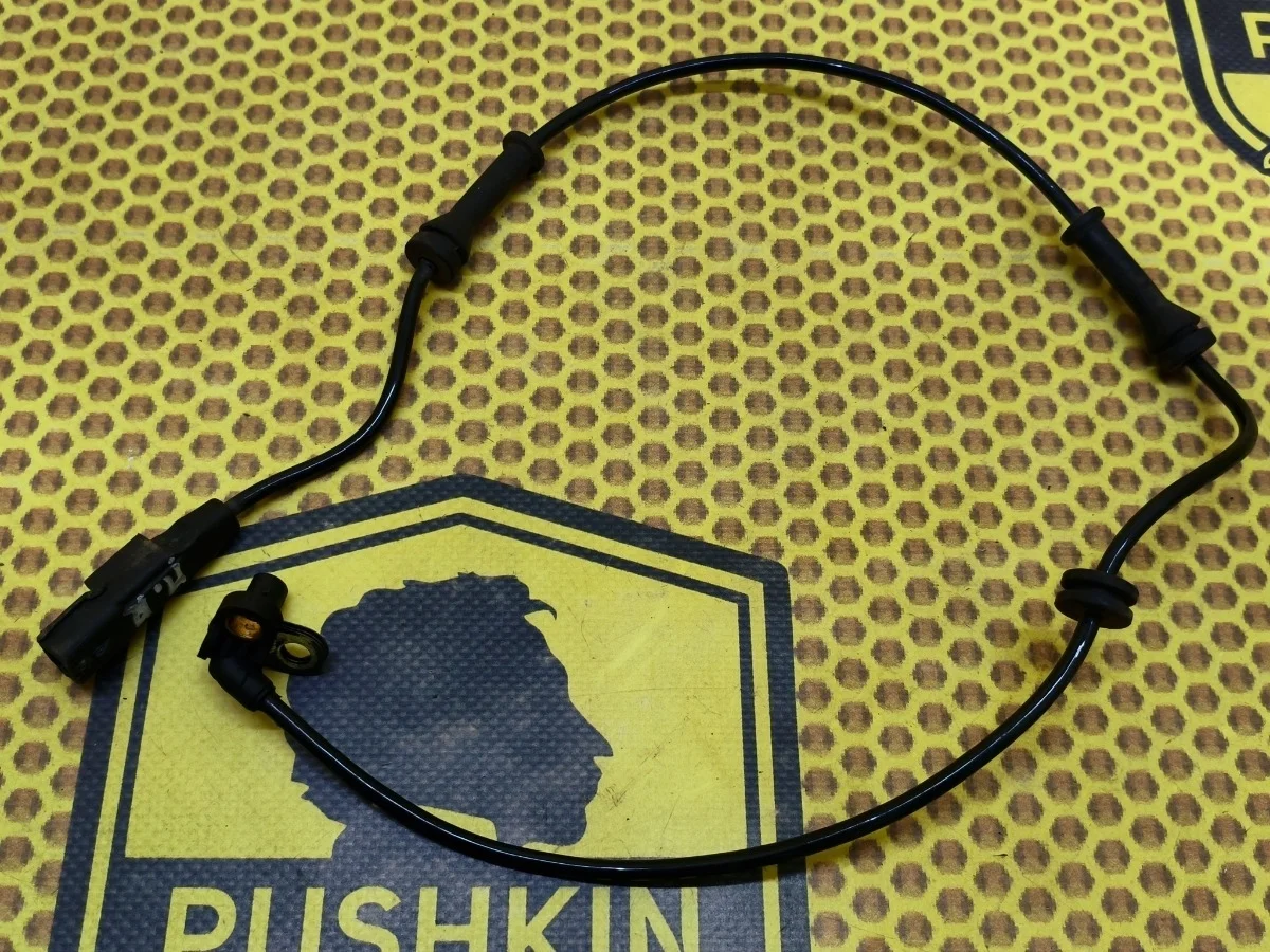 Датчик АБС Nissan Patrol 2013 402021LB0A Y62 VQ56VD, передний правый