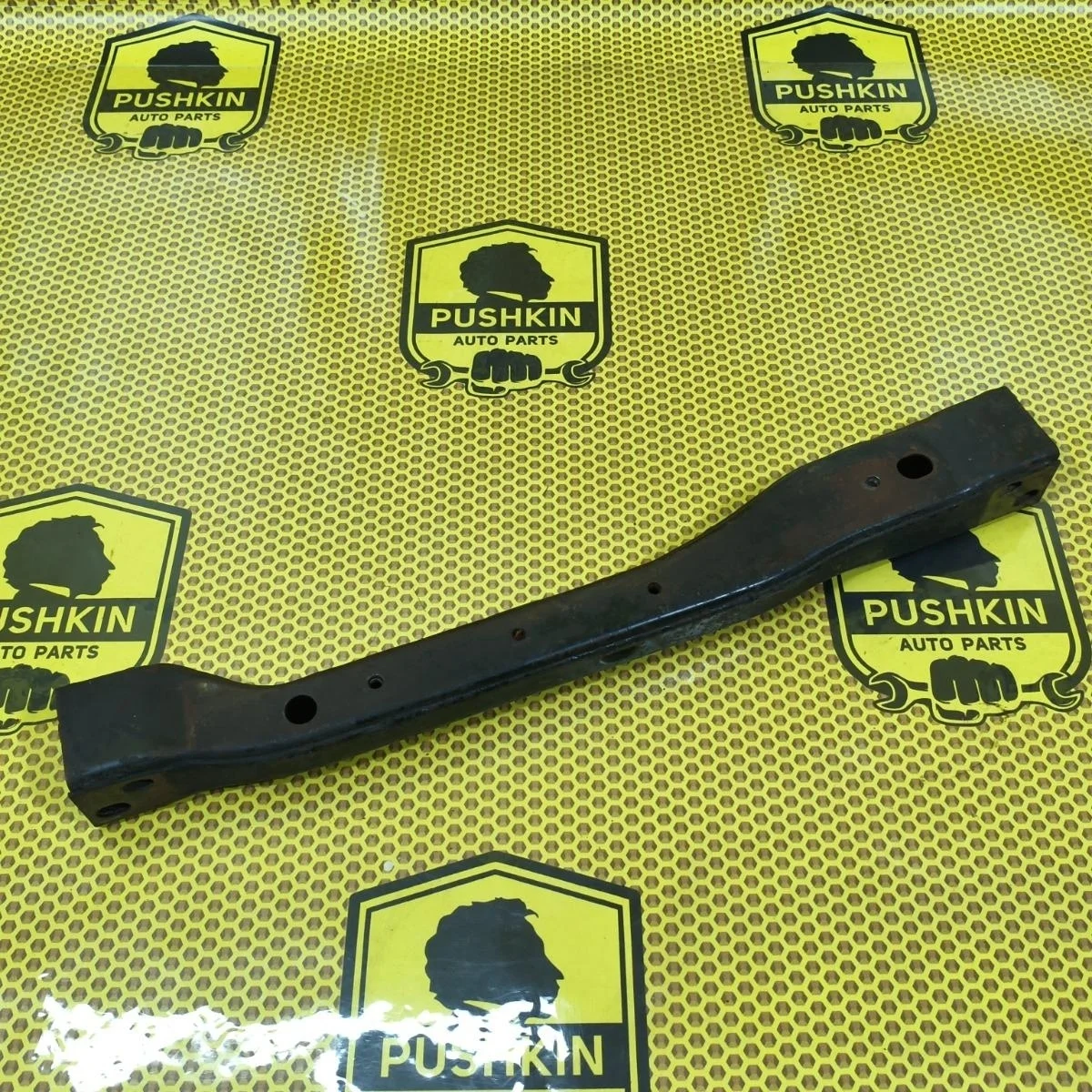 Поперечина рамы кузова Nissan Pathfinder 2006 50130EA400 R51 VQ40DE