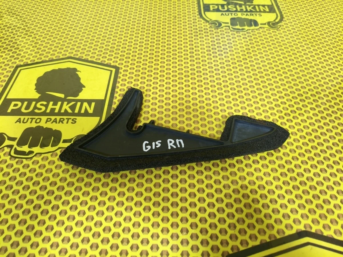 Пыльник крыла Nissan Almera 2015 631004AA8C G15 K4M, передний правый