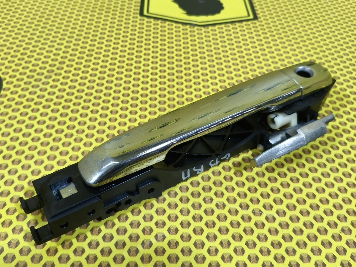 Ручка двери наружная Nissan Almera 2015 806404AA0B G15 K4M, передняя правая