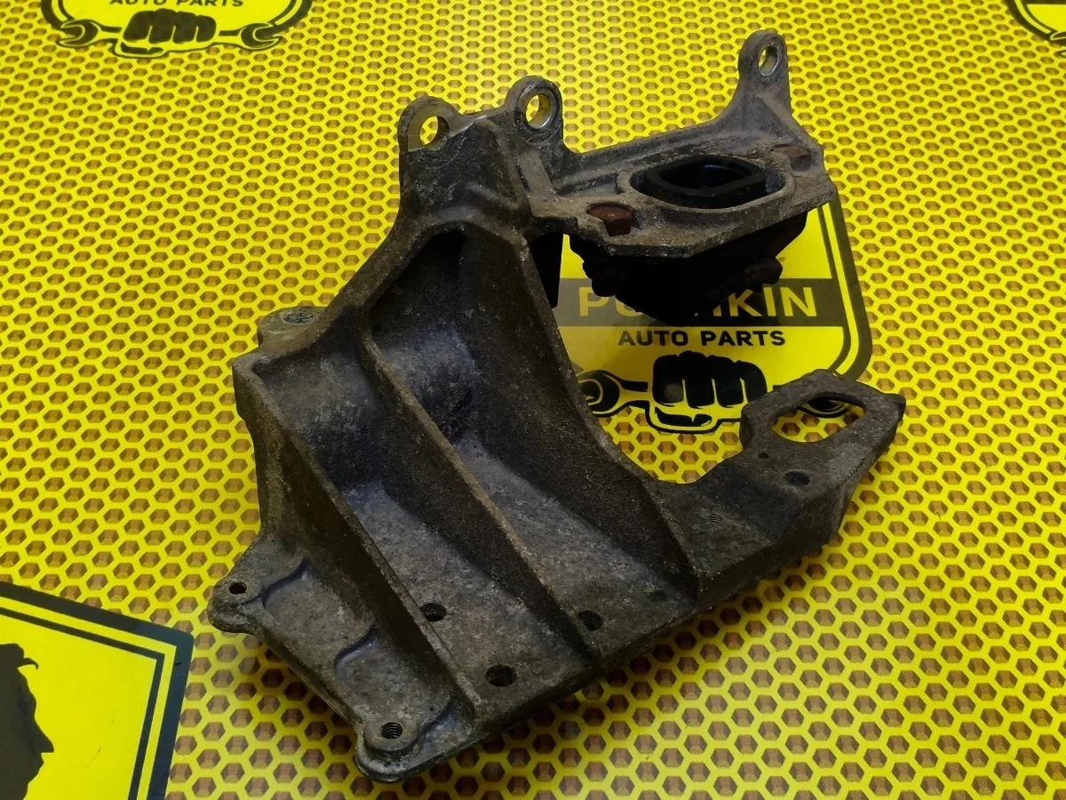 Опора двигателя Nissan Qashqai 2008 11220JD000 J10 HR16DE, левая