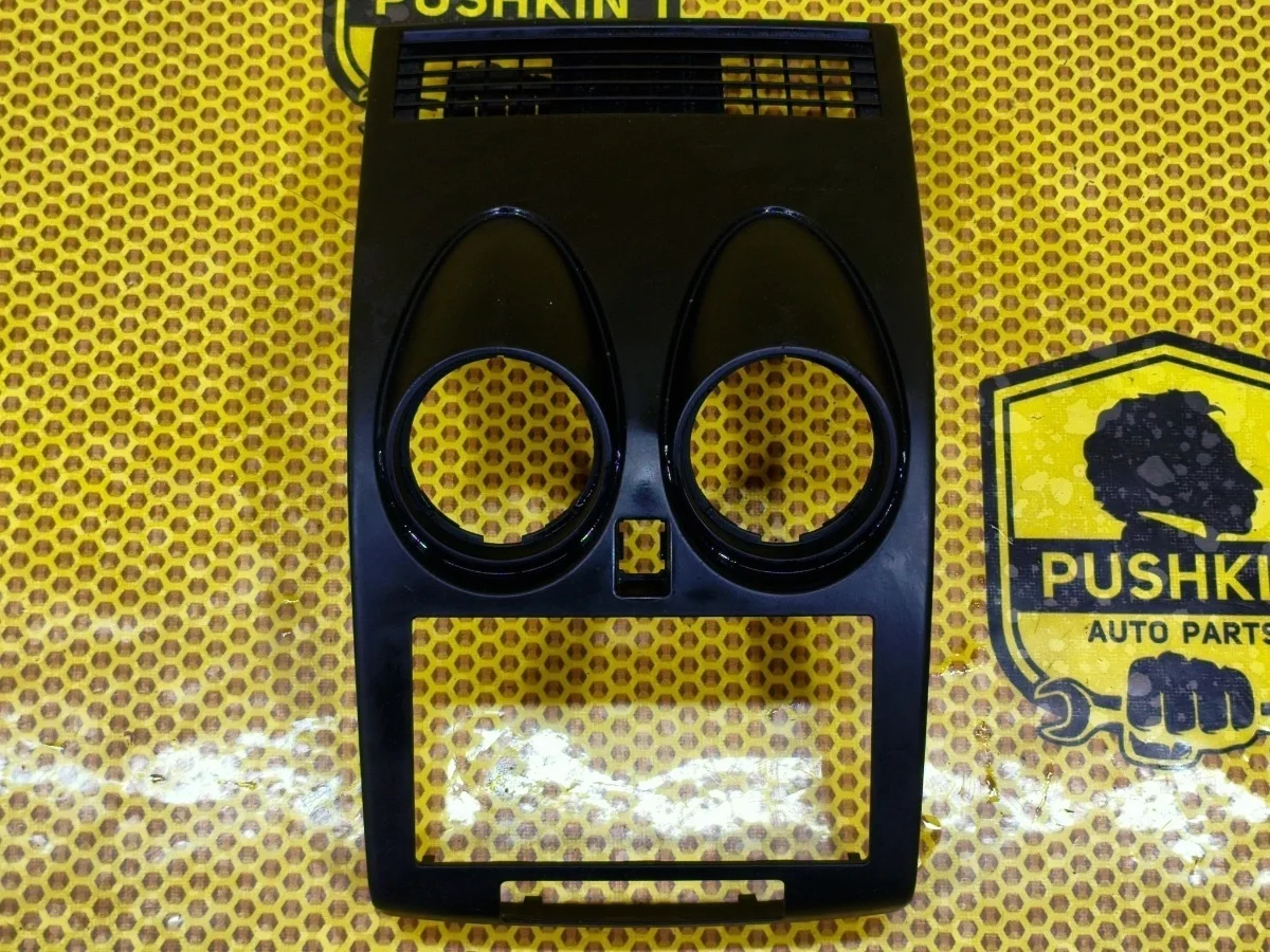 Рамка магнитолы Nissan Qashqai 2008 68260JD92A J10 HR16DE