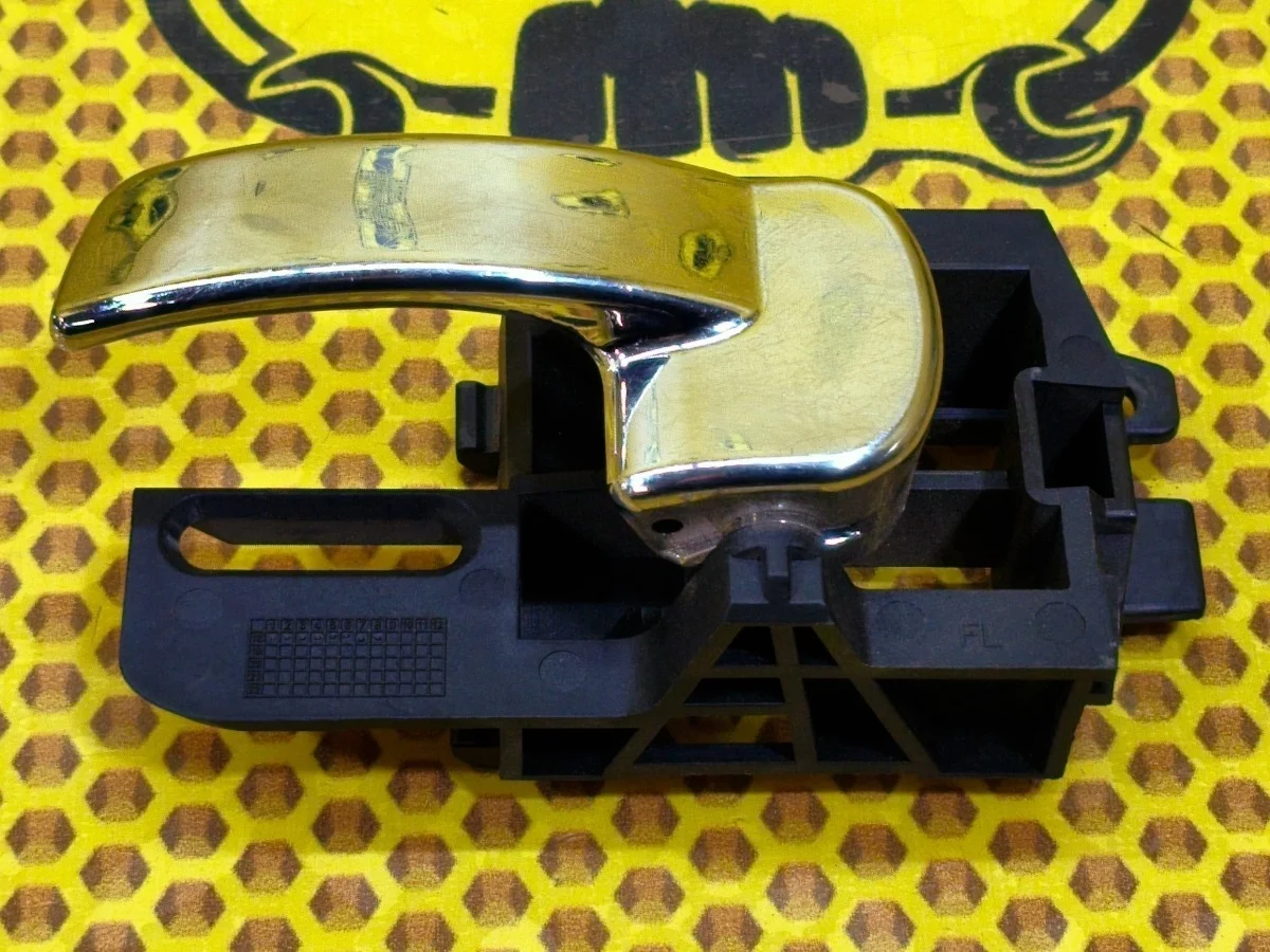 Ручка двери внутренняя Nissan Qashqai 2008 80671JD00A J10 HR16DE, передняя левая