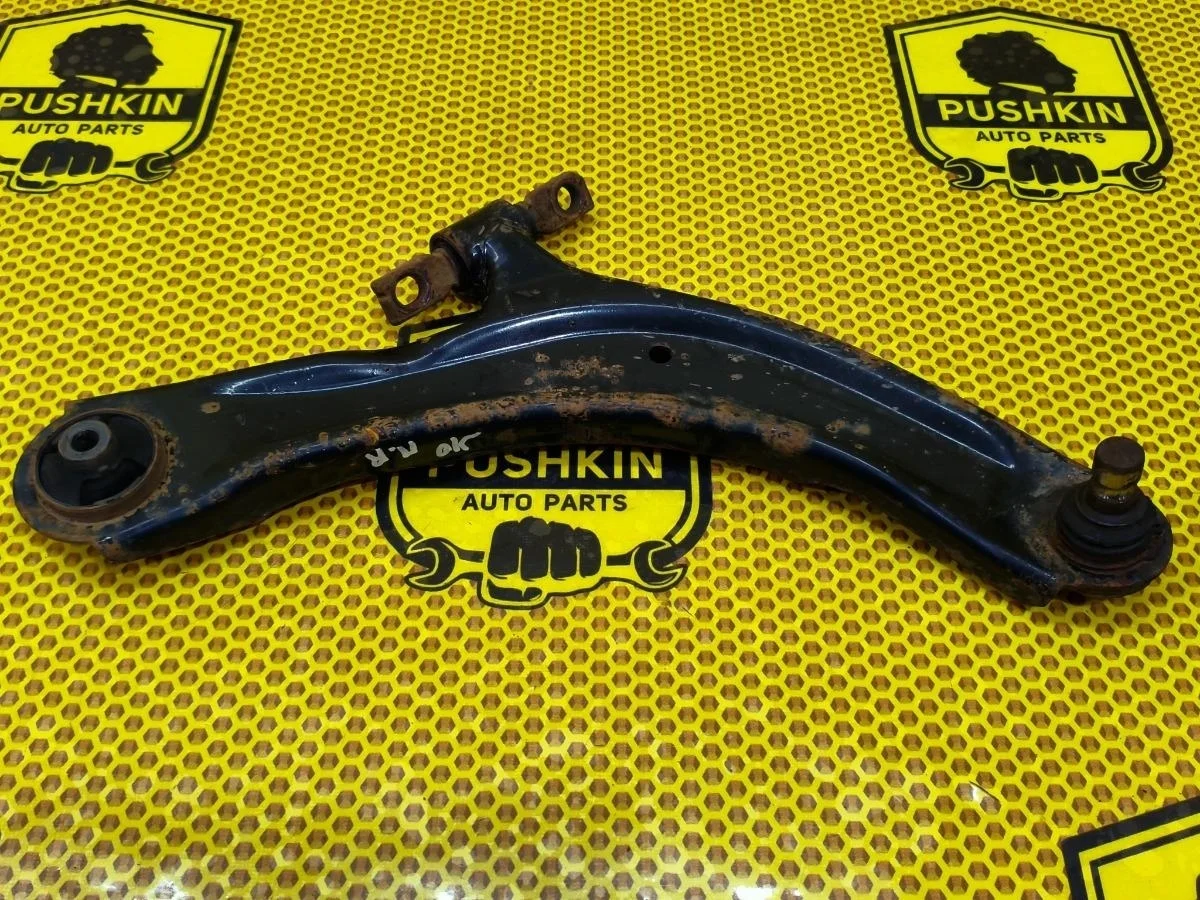 Рычаг нижний Nissan Qashqai 2008 54500JD000 J10 HR16DE, передний правый