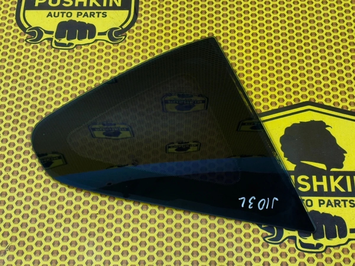 Стекло кузовное Nissan Qashqai 2008 83313JD00A J10 HR16DE, заднее левое