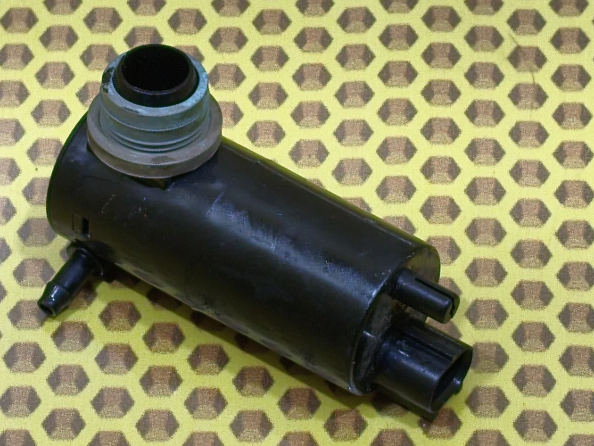 Насос омывателя Nissan Teana 2012 28920JA00A J32 VQ25DE