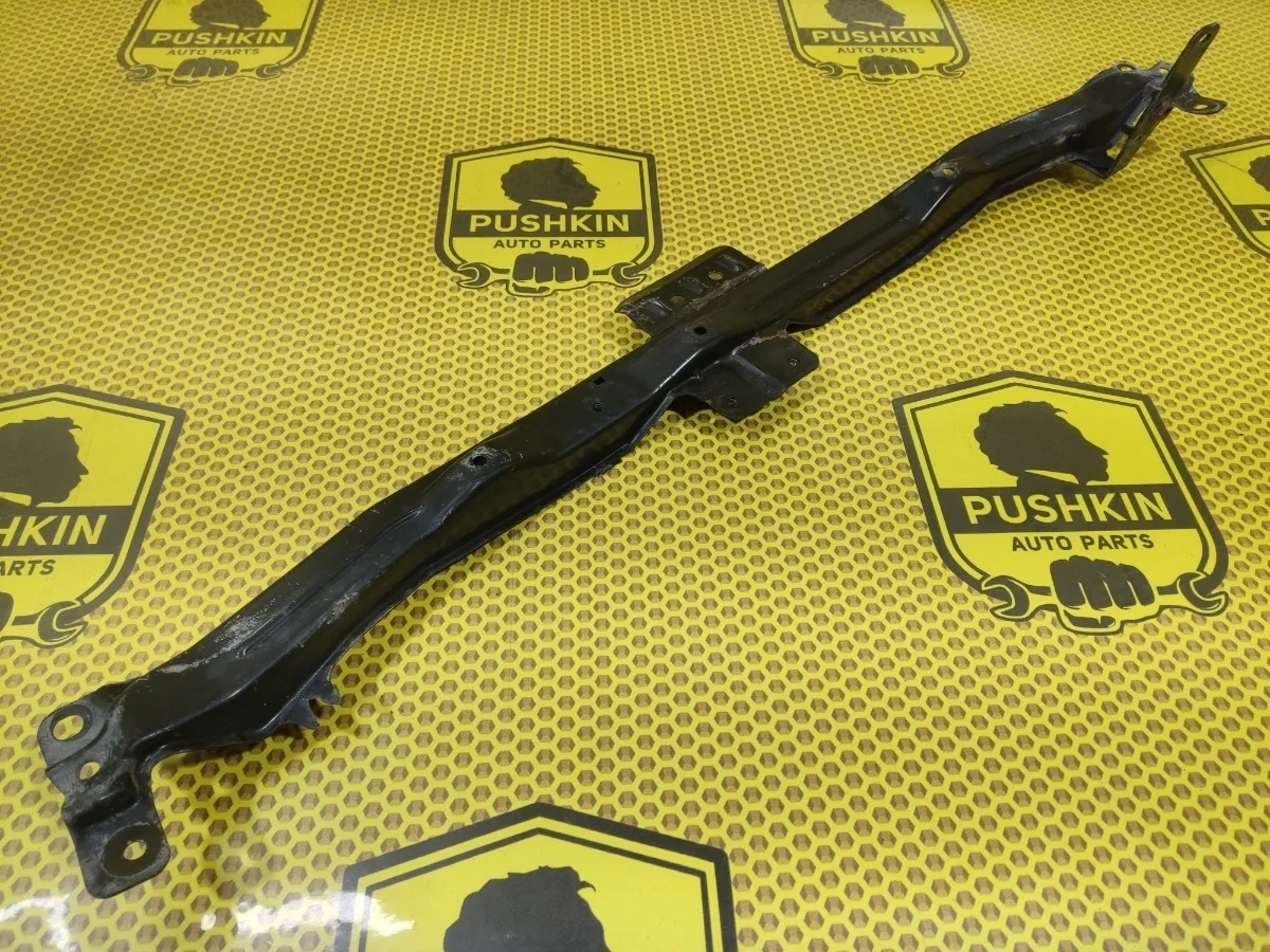 Усилитель бампера верхний Nissan Teana 2012 62290JN20A J32 VQ25DE