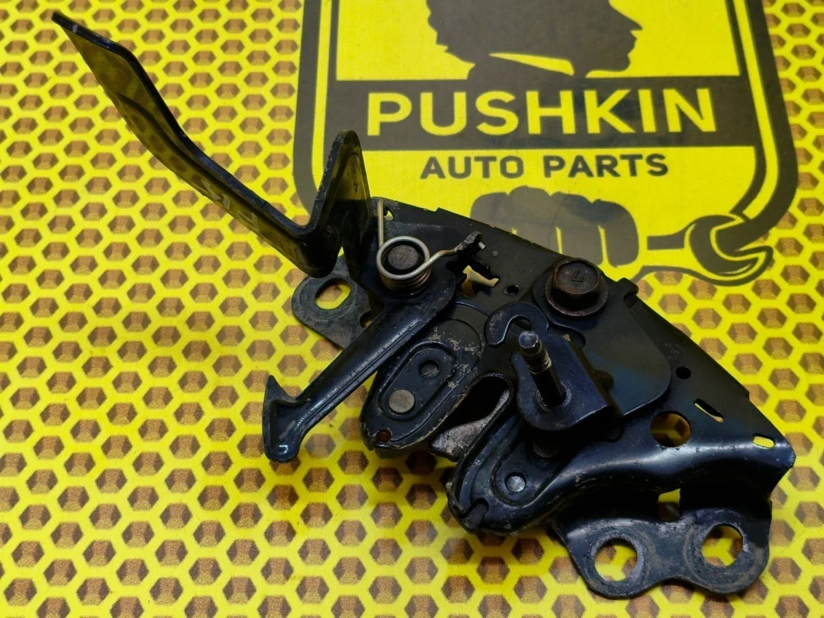 Замок капота Nissan Juke 2011 656011KA0A F15 MR16DDT