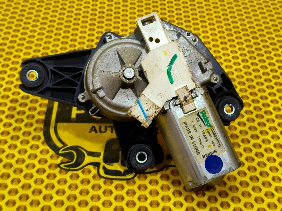 Трапеция дворников Nissan Juke 2011 287101KA0A F15 MR16DDT, задняя